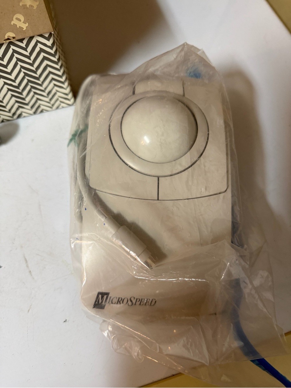 Micros White Trackball Mouse - Wired